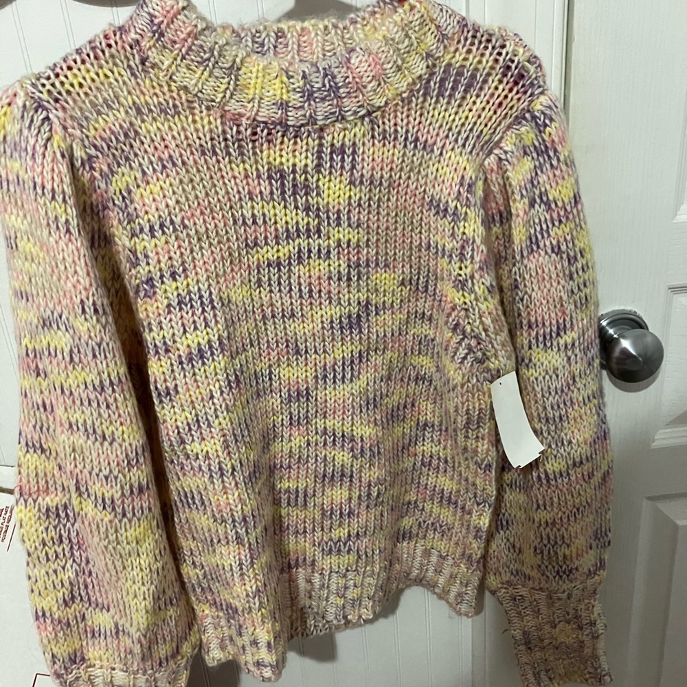 NWOT Womens All in Favor Size M Sweater